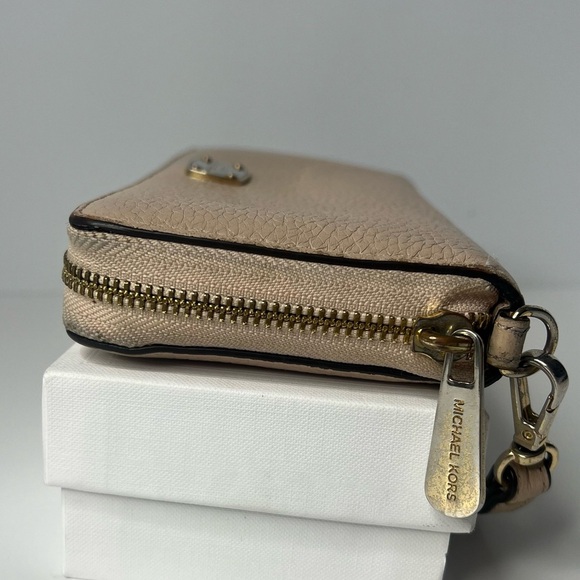 Michael Kors Jet Set Continental Tan Leather Long Zip Around Wallet/Wristlet 💕 - Picture 5 of 14